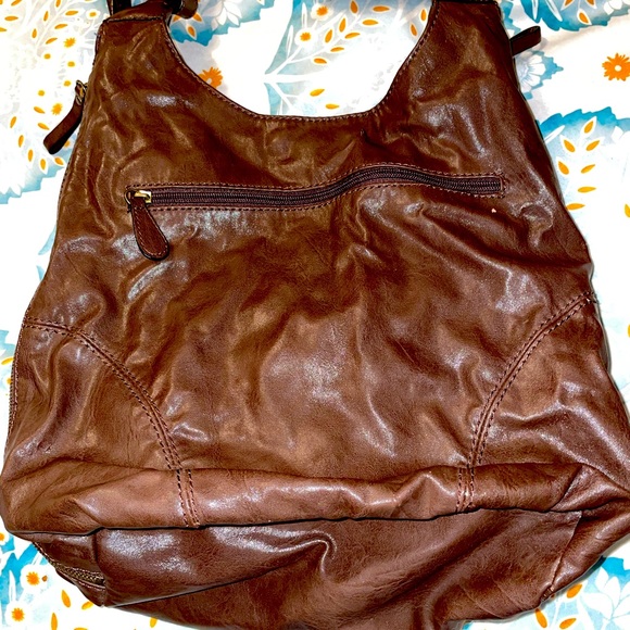 Purses - Picture 2 of 10